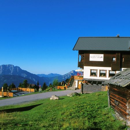 Отель Sattleggers Alpenhof & Feriensternwarte Грайфенбург Экстерьер фото