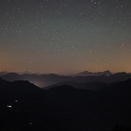 Отель Sattleggers Alpenhof & Feriensternwarte Грайфенбург Экстерьер фото